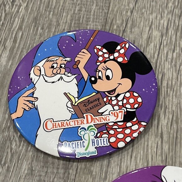 Disney Character Dining Set Of 3 Buttons Pin Donald Mighty Goofy Hotels PB13 - Picture 2 of 4